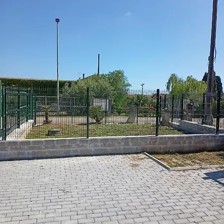La Torre Di Barbara Ardea