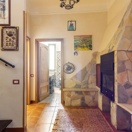 La Torre Di Barbara Holiday home Ardea